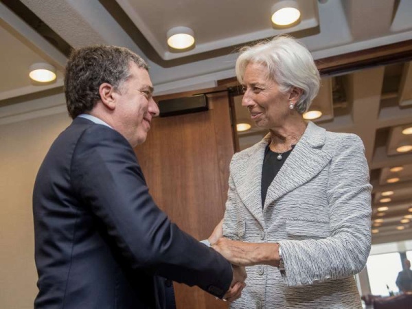 El gobierno descartó que el FMI le exija volver a una &quot;convertibilidad&quot;