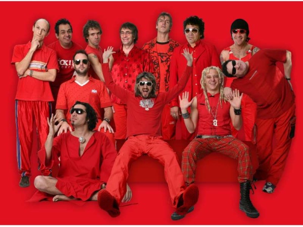 Escuch&aacute; la nueva versi&oacute;n de "La guitarra" de los Aut&eacute;nticos Decadentes