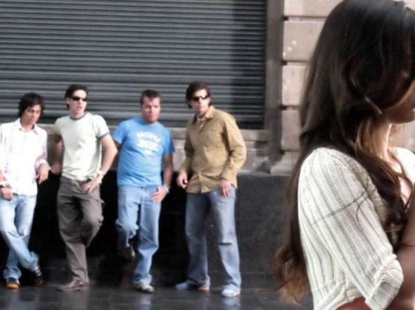 &quot;Los hombres entre 30 y 40 años acosan a chicas de entre 9 y 11 años&quot; 