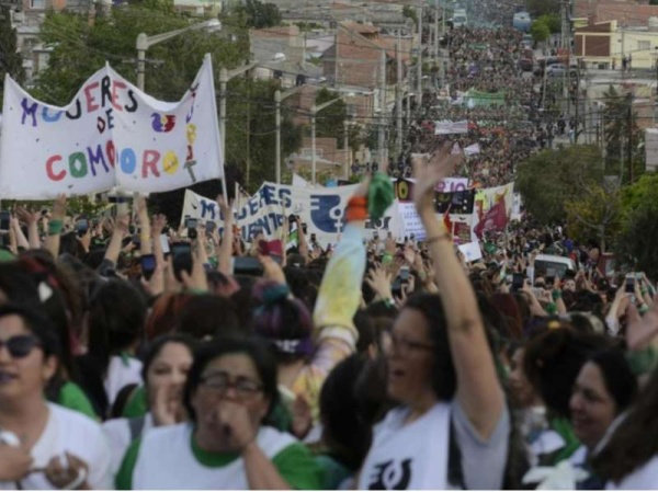 La Plata será sede del Encuentro Nacional de Mujeres gracias a las trabajadoras del Astillero Río Santiago