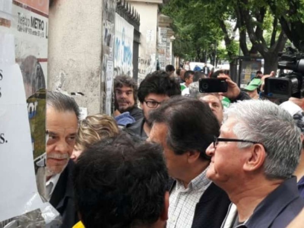 Trabajadores del Astillero marcharon a la fiscalía de La Plata