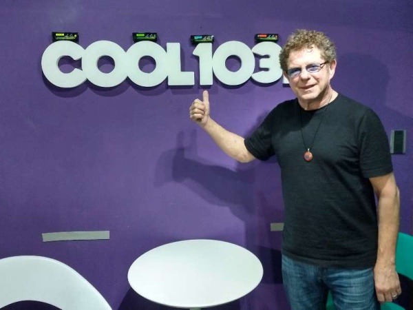 Lee Oskar realiz&oacute; una cl&iacute;nica gratuita en La Plata: "Me enamor&eacute; de la arm&oacute;nica a los 6 a&ntilde;os"