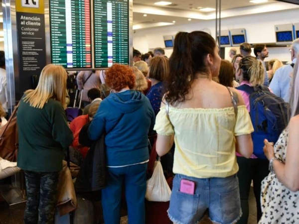 Asambleas en Aeroparque: podría haber demoras y cancelaciones de vuelos