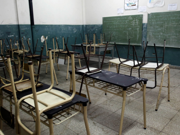 En La Plata el acatamiento al paro docente fue del 85%