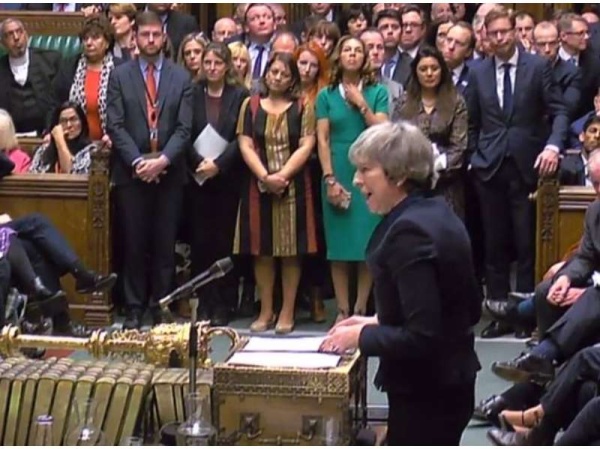 El Parlamento británico rechazó por amplia mayoría el acuerdo propuesto por May para el Brexit