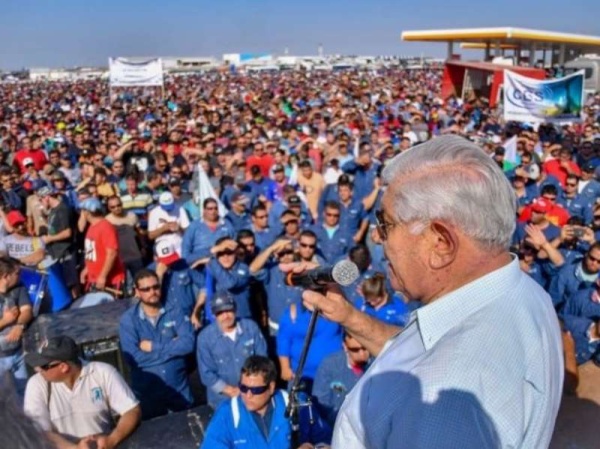 Aumenta la tensión en Vaca Muerta, suspensiones y menos producción