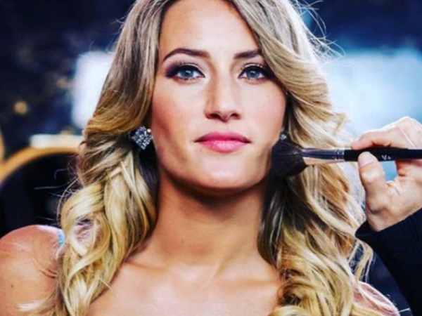 El escote hot de Mica Viciconte 