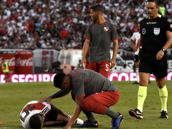 Juanfer Quintero se rompió los ligamentos cruzados de su rodilla