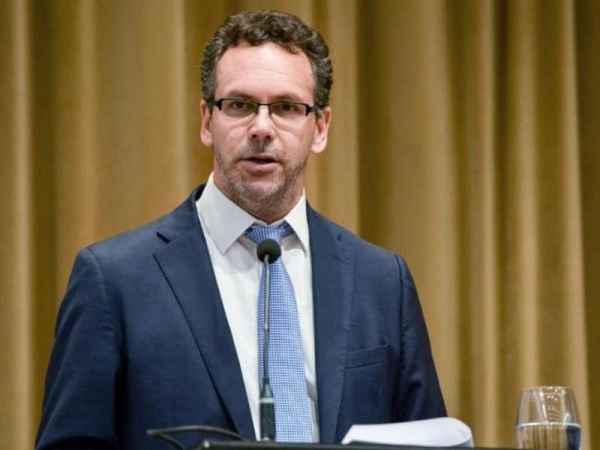 Techo congelado: la jugada de Sandleris para que el dólar no arruine aún más la inflación