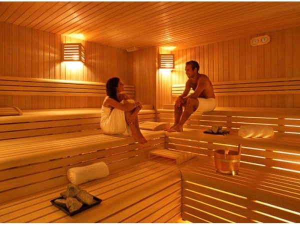 Ir al sauna alivia el estrés, el dolor y la presión