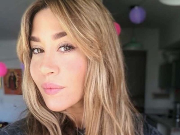 Jimena Barón mostró la cola... ¡de cerca!