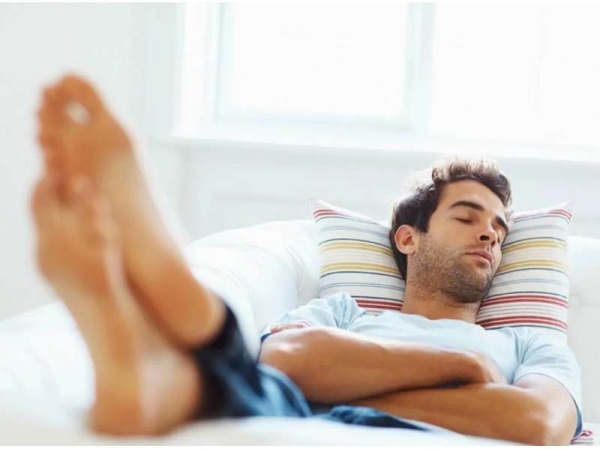 Según un estudio, dormir una siesta por día alarga tu vida