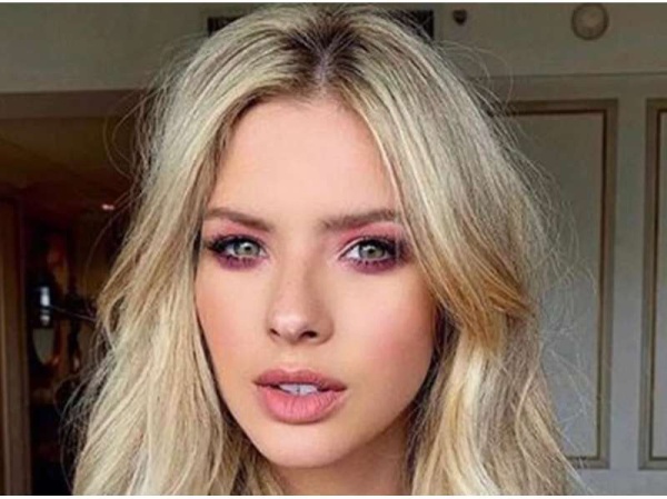 La producción hot de la &quot;China&quot; Suárez con otra rubia