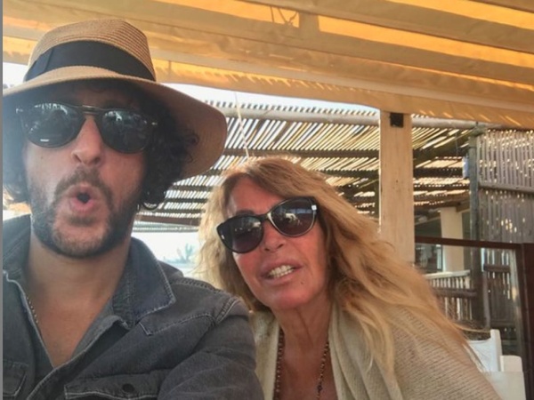 El hijo de Pata Villanueva habl&oacute; sobre el estado de salud de su mam&aacute;