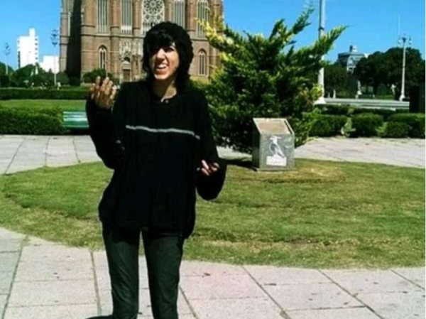 Buscan a una joven de La Plata que podría haber escapado a otro país