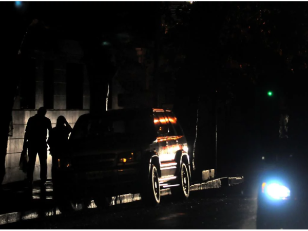 El corte de luz masivo habr&iacute;a sido generado por una falla en el sistema de transporte de energ&iacute;a
