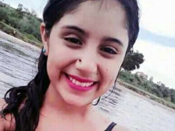 Un policía asesinó a una adolescente de un balazo en la cabeza