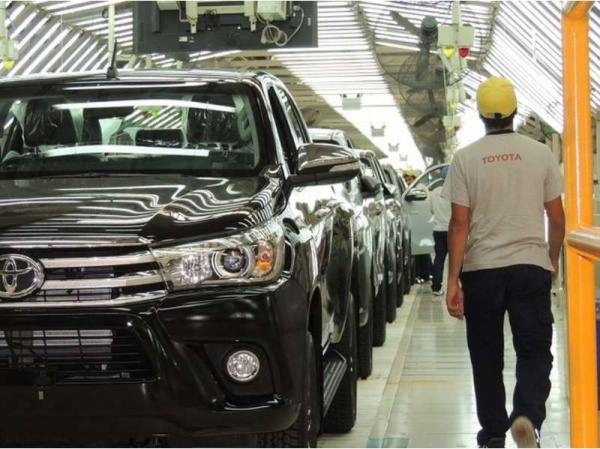 La crisis llegó a Toyota y peligran 5.000 puestos laborales