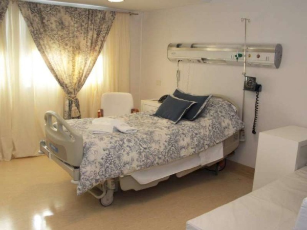 A un joven platense le diagnosticaron leucemia y su familia necesita ayuda