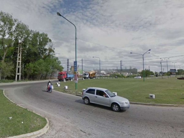 Dramático robo en La Plata: lo persiguieron, lo balearon y ofrece $10.000 de recompensa por su moto