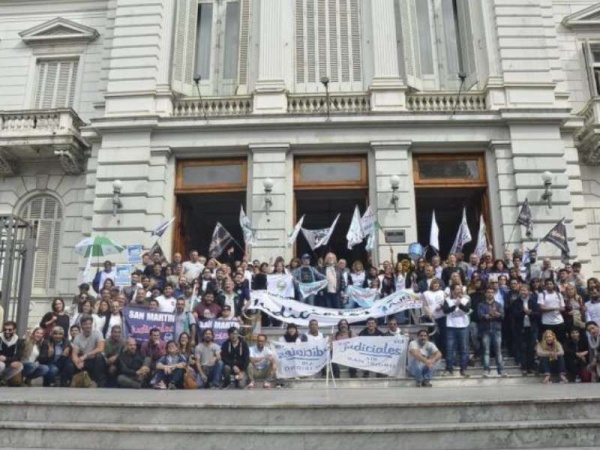 Judiciales bonaerenses le exigen a Vidal la reapertura de paritarias
