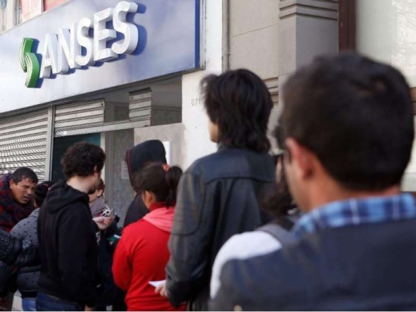 Una mujer murió mientras hacía un trámite en la ANSES de 13 y 44