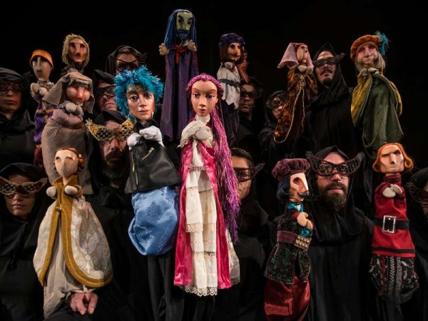 Con entrada libre y gratuita, el Teatro Cine Victoria de Berisso albergará al grupo de titiriteros y su adaptación de Romeo y Julieta 