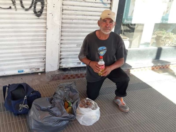 Un panadero platense se quedó en la calle por la crisis y pide que le carguen la SUBE