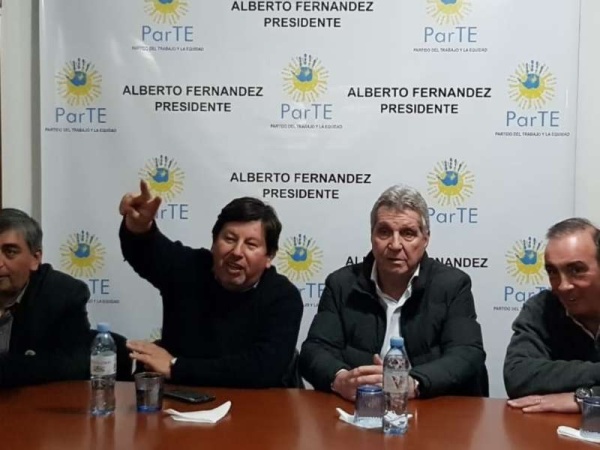 Con un acto, se oficializó el partido de Alberto Fernández en La Plata, Berisso y Ensenada