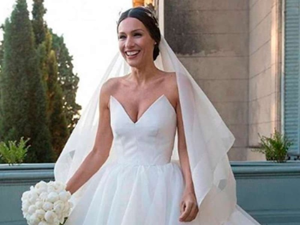 ¿Pampita tuvo sexo con su marido durante la boda?