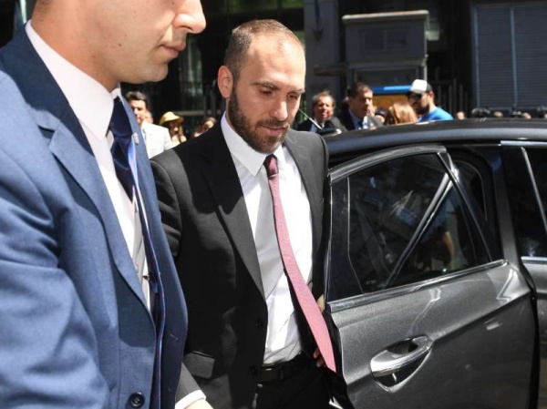 Martín Guzmán anunciará el &quot;paquete económico&quot; para los primeros meses de Alberto Fernández