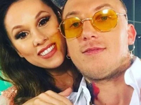 El Polaco mostr&oacute; la ecograf&iacute;a de su beba... &iexcl;chup&aacute;ndose el dedo! 