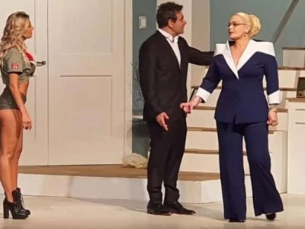 ¡Carmen Barbieri se descompensó antes de salir a escena y suspendieron la obra!