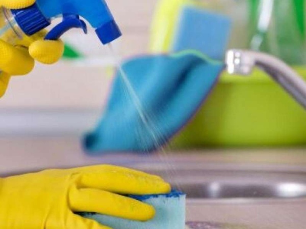 ¿Cómo proteger las manos después de usar tanta lavandina?