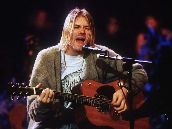 Subastarán la guitarra que usó Kurt Cobain en &quot;Unplugged&quot; de Nirvana 