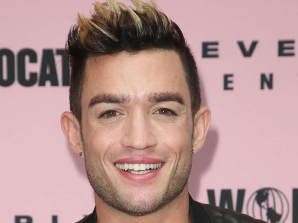 Un cantante de 34 años murió por coronavirus