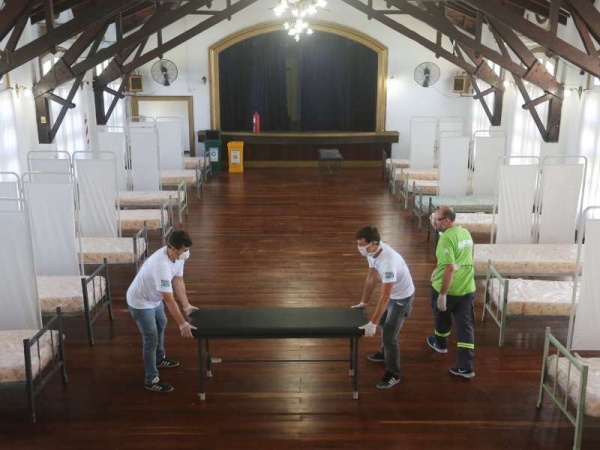 Colapsaron las camas en La Plata y empezarían a usarse las de la República de los Niños