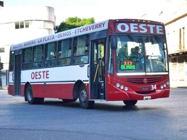 Estas son las únicas 24 actividades esenciales que podrán usar el transporte público