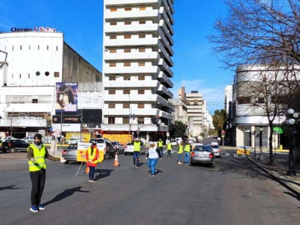 Cuarentena: Garro montó mega operativos para terminar con la circulación desmedida y no autorizada en La Plata
