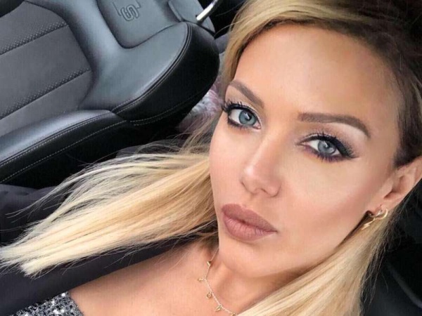 El primer plano en bikini de Evangelina Anderson... ¡tremendo!