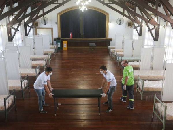 Empiezan a usarse las camas de la República de los Niños y del resto de los hospitales de campaña