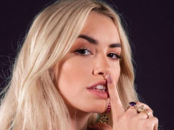 Lali Espósito, indignada con la quema de barbijos: &quot;Qué falta de respeto&quot;