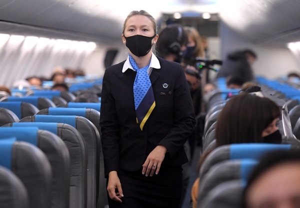 Restringen la cantidad de vuelos internacionales por el COVID-19