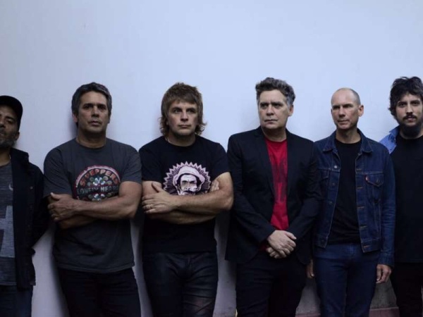 Ella Es Tan Cargosa lanzó una nueva versión de &quot;Autorretrato&quot;