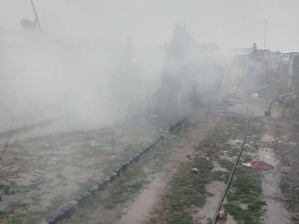 Taxista de Berisso se quedó sin casa, lo llenaron de donaciones y ahora podrá levantar una nueva casilla: &quot;Acá hay mucha gente necesitada&quot;