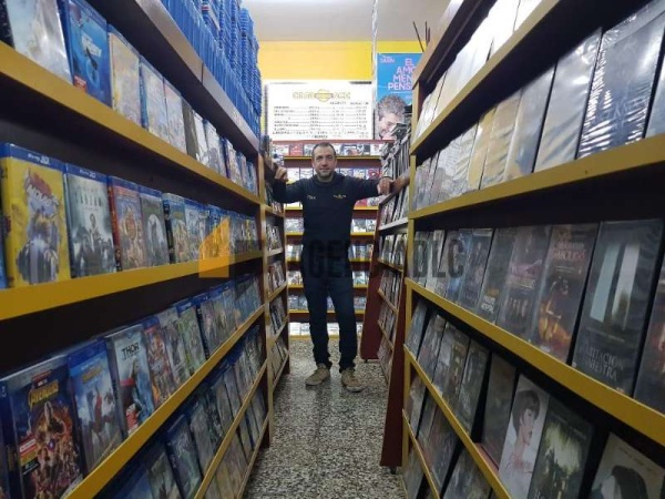 Un videoclub sobrevive en La Plata y lo encontrás en Los Hornos