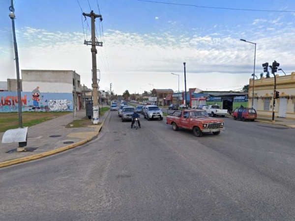 Apuñalaron a un joven en La Plata tras una brutal pelea en 32 y 137