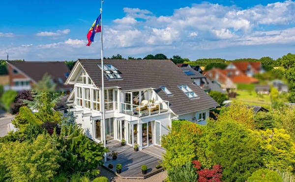 Una casa en Kiel, con cierta remembranzas a las de Villa Elisa