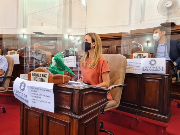 Tolosa Paz: "Pretender que playeros y playeras se conviertan en agentes de seguridad municipal es un verdadero disparate"