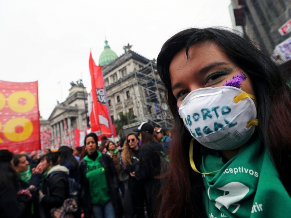 El proyecto de legalizaci&oacute;n del aborto ser&aacute; enviado al Congreso este mes